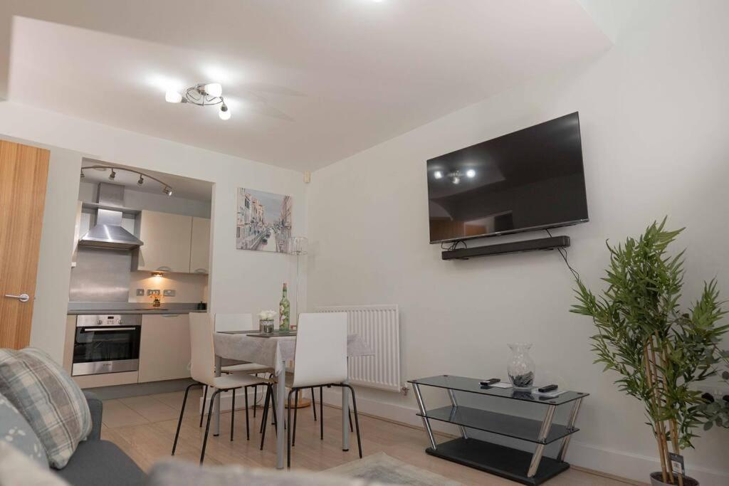 Beautiful 2 Bed In Central Birmingham: A Hidden Gem! エクステリア 写真